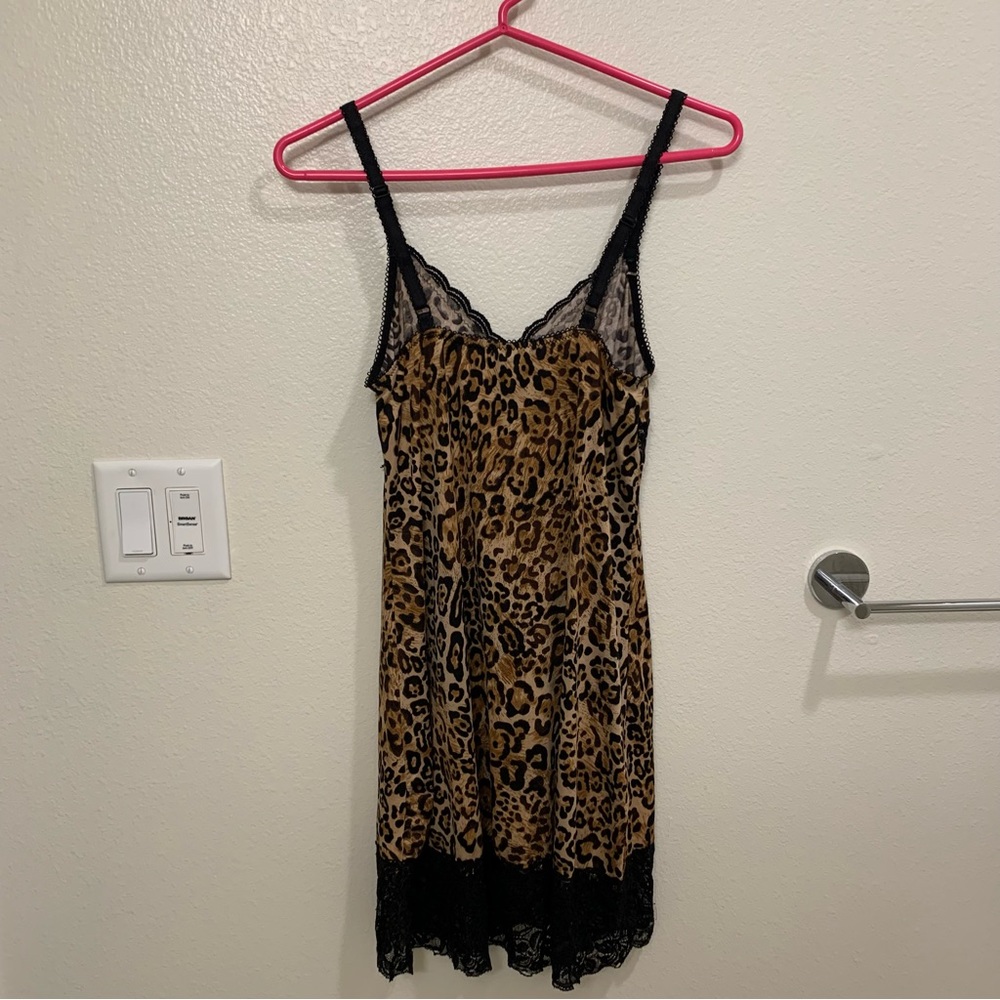 🐆 Leopard Print Negligee 🐆 - Picture 14 of 16